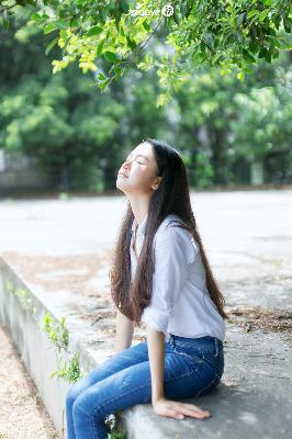 诱女偷伦初尝云雨H