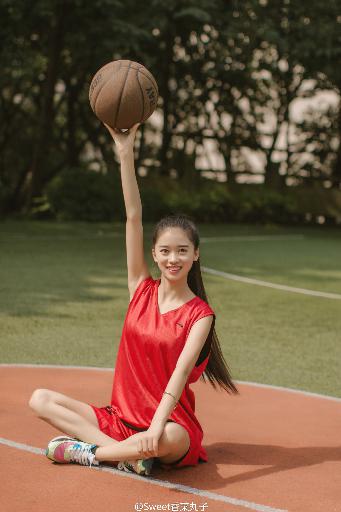 美丽小蜜桃