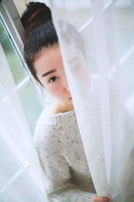 外回り中に突然の大雨一雨宿