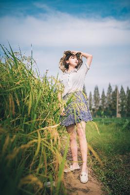 外回り中に突然の大雨一雨宿,国外真人CSGO视频