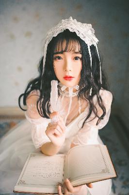 美丽小蜜桃